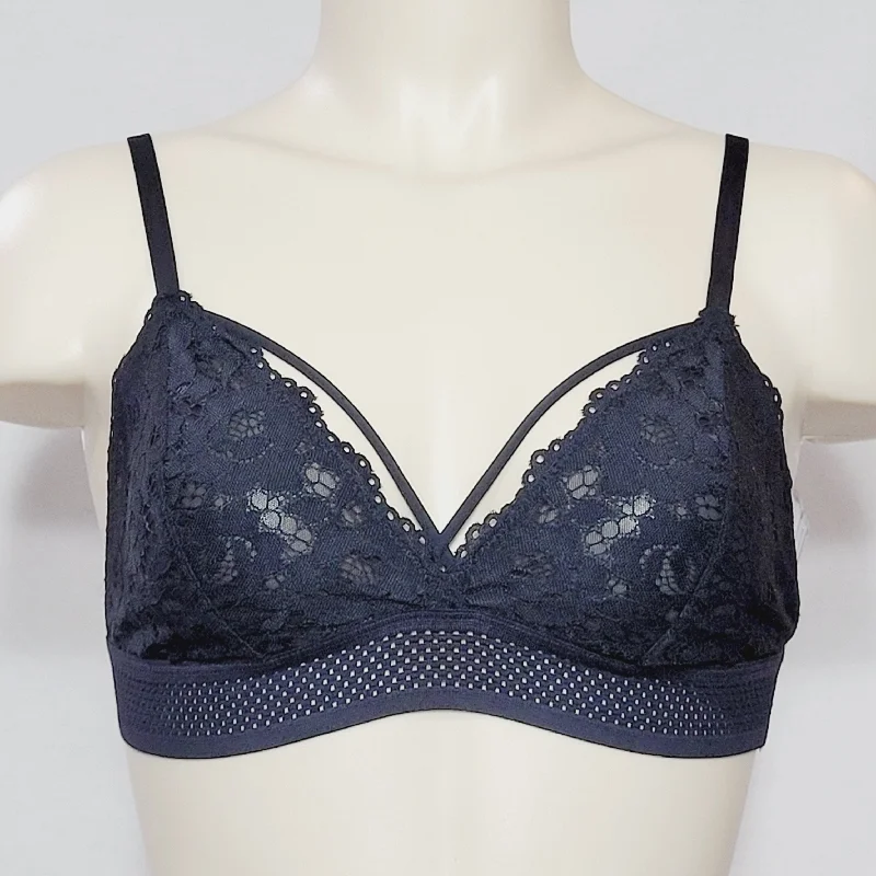 Xhilaration Strappy Front Wire Free Lace Bralette Size XS X-SMALL Black