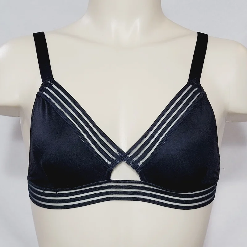 Xhilaration Sporty Triangle Micro Bralette Bra XS X-SMALL Black NWT